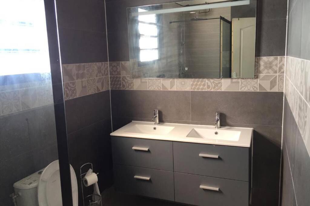 Ylang Residence Avec Piscine Chauffee & Jacuzzi Le Patelin Екстериор снимка
