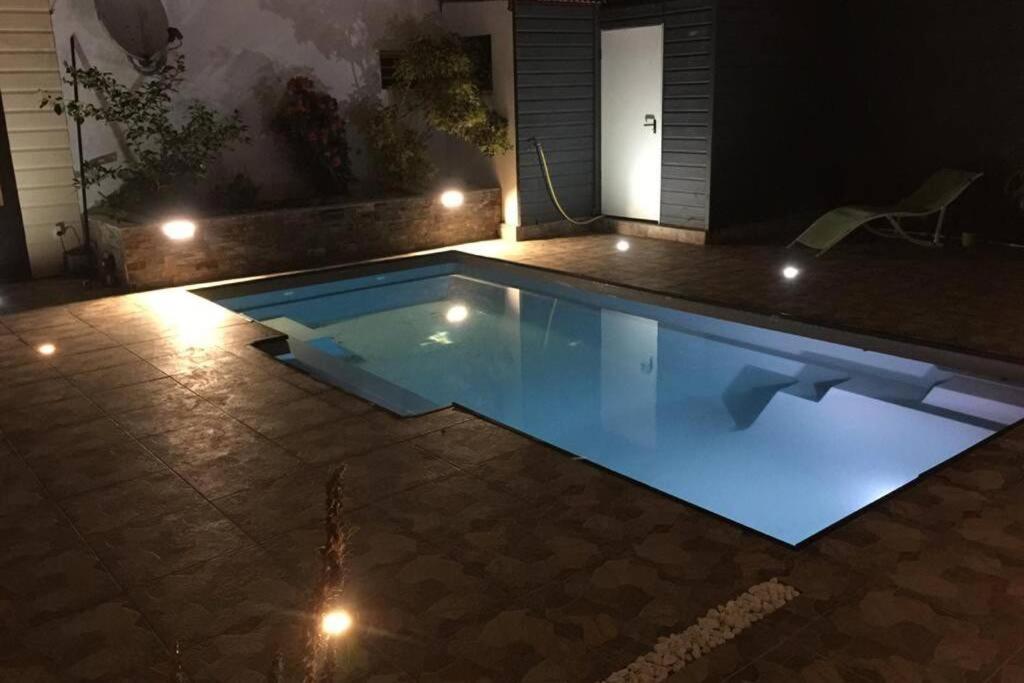 Ylang Residence Avec Piscine Chauffee & Jacuzzi Le Patelin Екстериор снимка